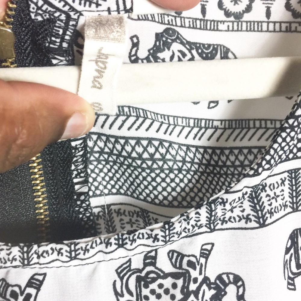Japna Black Aztec Elephant Print Short Sleeve Top - Picture 5 of 7